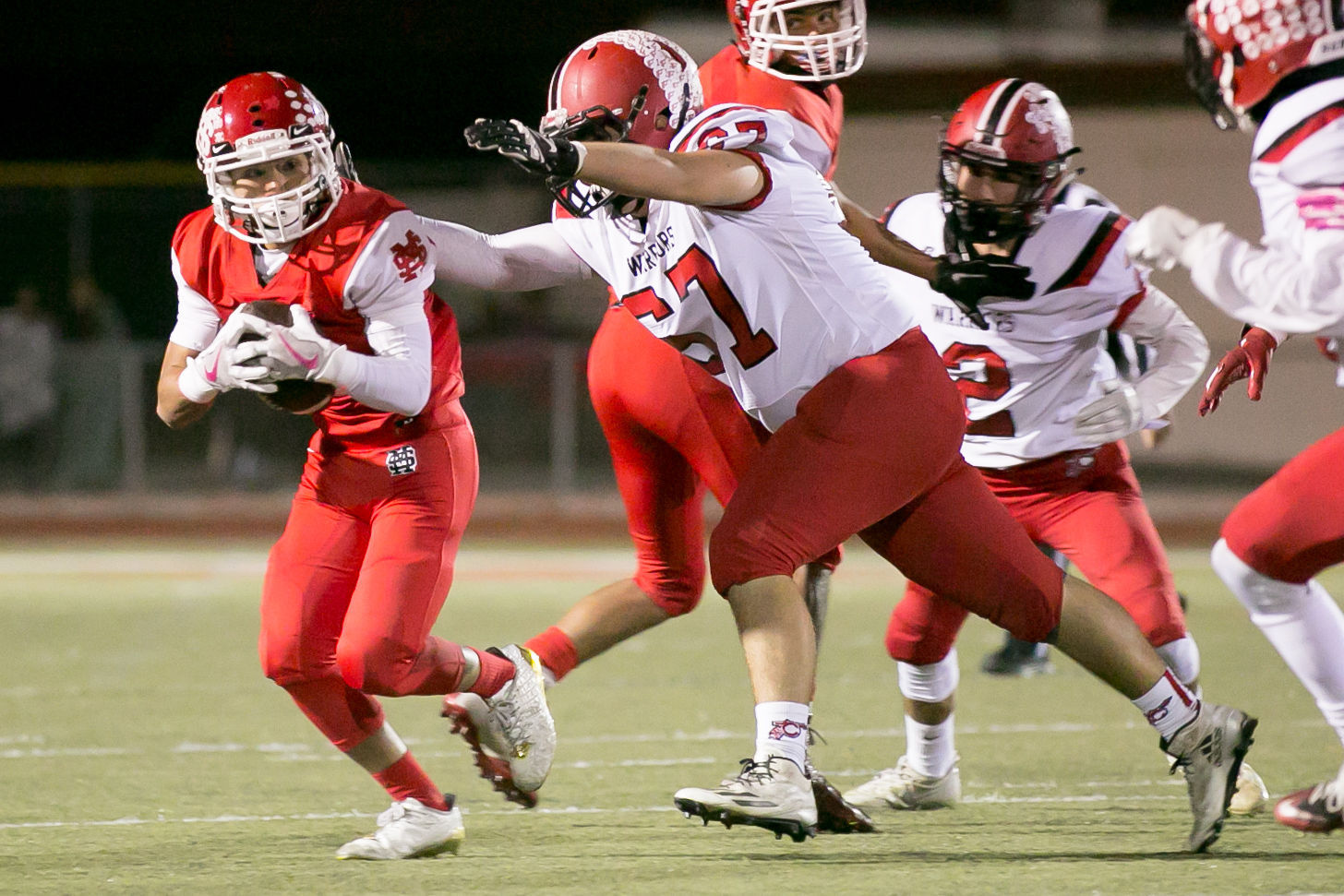 111017 Santa Maria Carpinteria Football 008.jpg